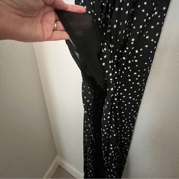 EUC WYLDR Star Print Maxi Dress Size Medium - Picture 9 of 12